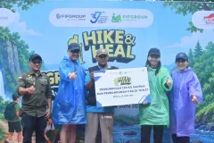 FIFGroup-Aksi-Bersih-dan-Pembangunan-Toilet-Umum-4-Bilik-Lintas-Alam-Sentul-5