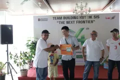 HKSis-PT-SEMEN-INDOGREEN-SENTOSA-OUTING-PERUSAHAAN-DI-SENTUL-29-Trekking-Sentul