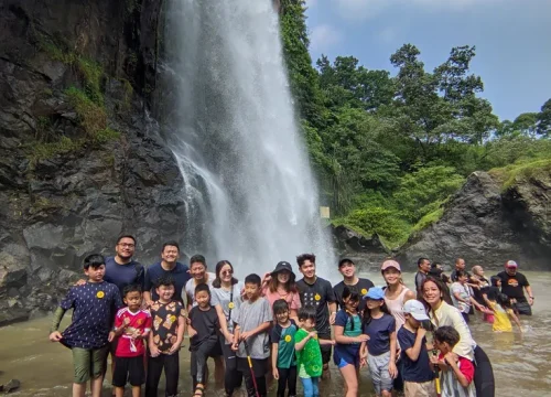 Liburan Sehat Keluarga: Jalan Kaki Sambil Ceria di Sentul | Trekking Seru