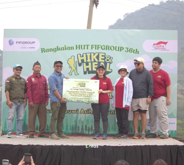 Hike & Heal