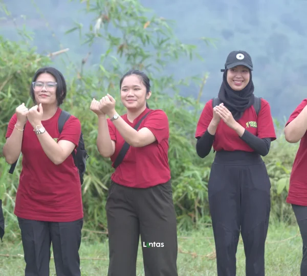 Hike & Heal