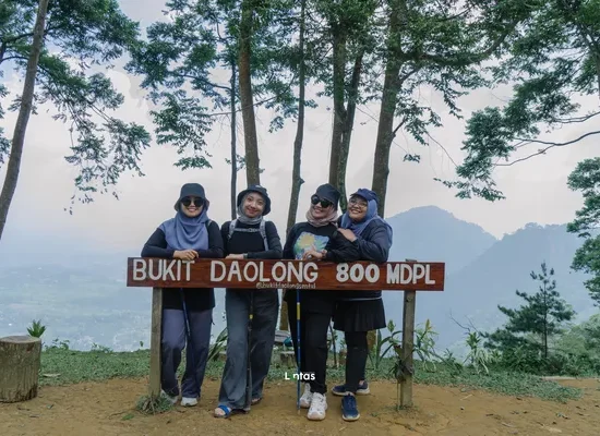 Bukit Daolong Sentul