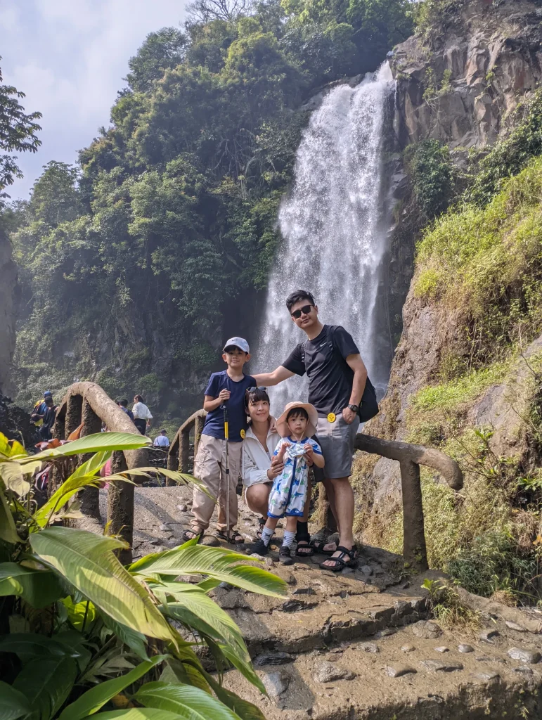 Family Trekking Curug Bidadari