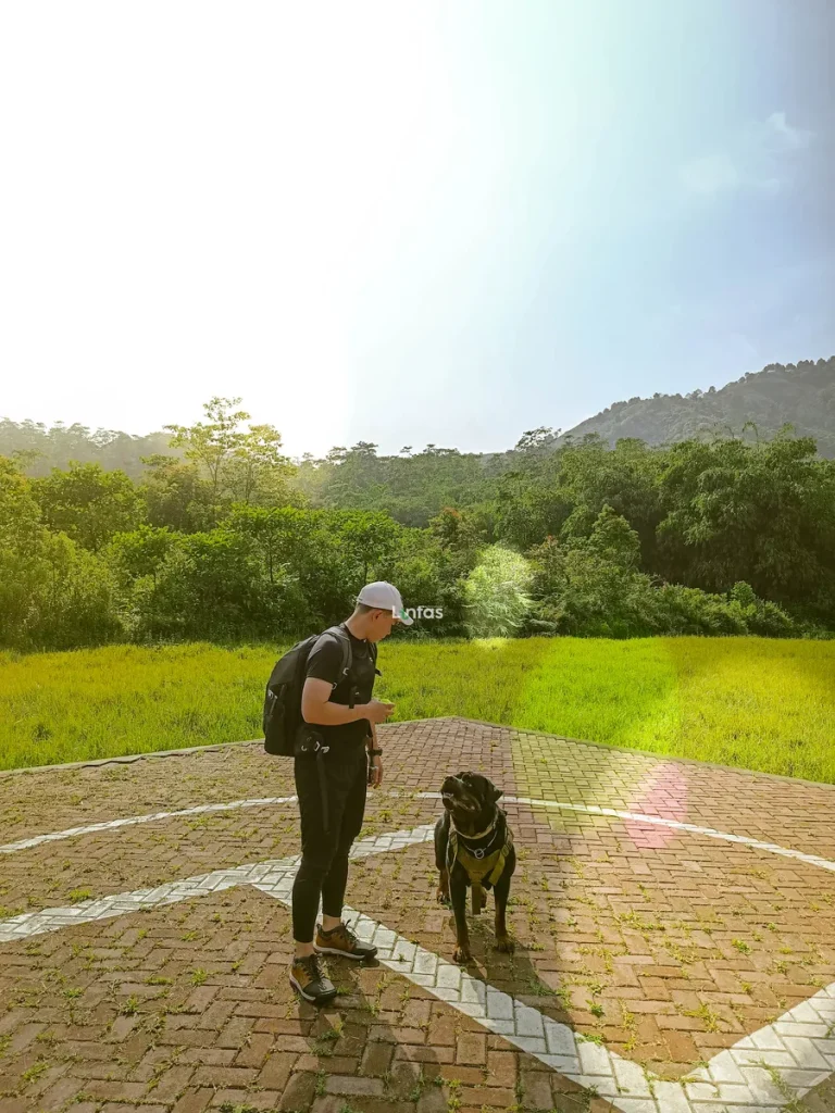 Trekking Sentul Pet Friendly