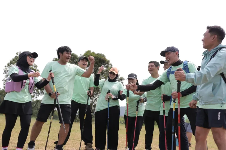 Trekking Corporate - PT Semen Indogreen Sentosa (22)