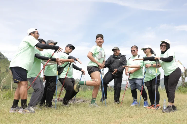 Trekking Corporate - PT Semen Indogreen Sentosa (23)