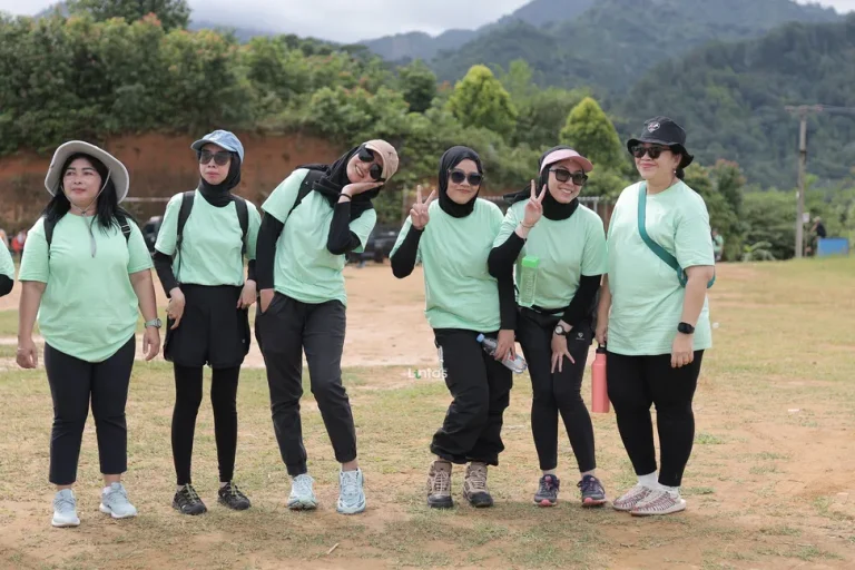 Trekking Corporate - PT Semen Indogreen Sentosa (7)